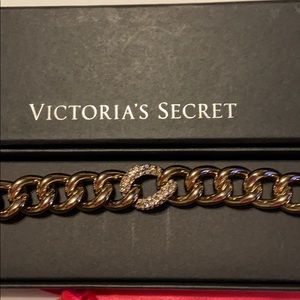 Victoria Secrets Gold Chain Link  Bracelet